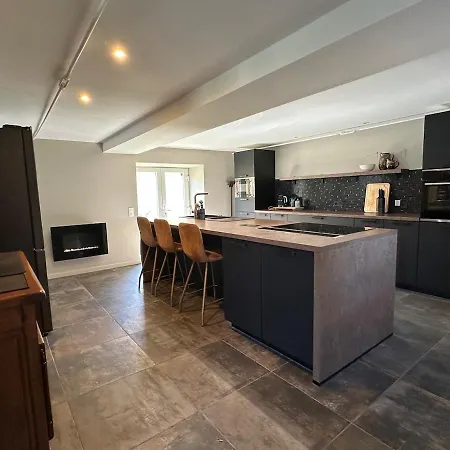 Holiday home Domaine Belotterie, Rural French Retreat, Sleeps 15 Plus, Pool & Orchard
