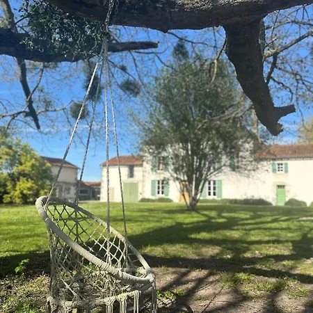 Domaine Belotterie, Rural French Retreat, Sleeps 15 Plus, Pool & Orchard