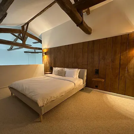 Holiday home Domaine Belotterie, Rural French Retreat, Sleeps 15 Plus, Pool & Orchard
