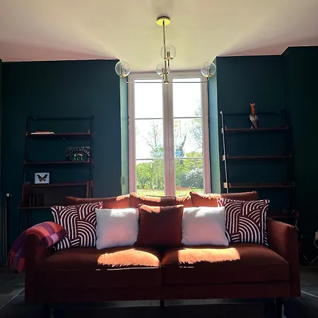 Holiday home Domaine Belotterie, Rural French Retreat, Sleeps 15 Plus, Pool & Orchard *