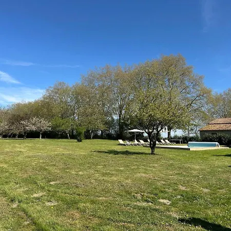 Domaine Belotterie, Rural French Retreat, Sleeps 15 Plus, Pool & Orchard * Chateau-Garnier